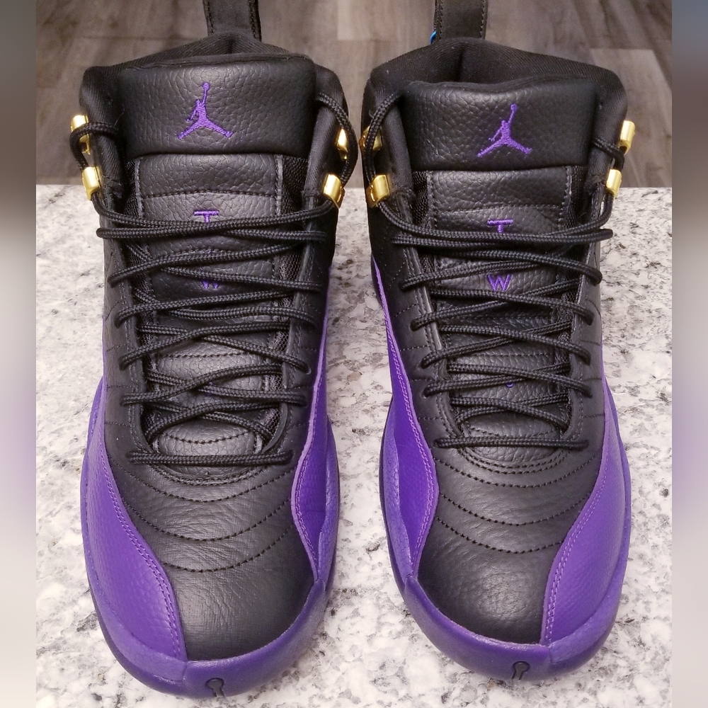 AIR JORDAN 12 XII FIELD PURPLE LAKERS AUTHENTICATED WITH TAG GENUINE NIKE AIR